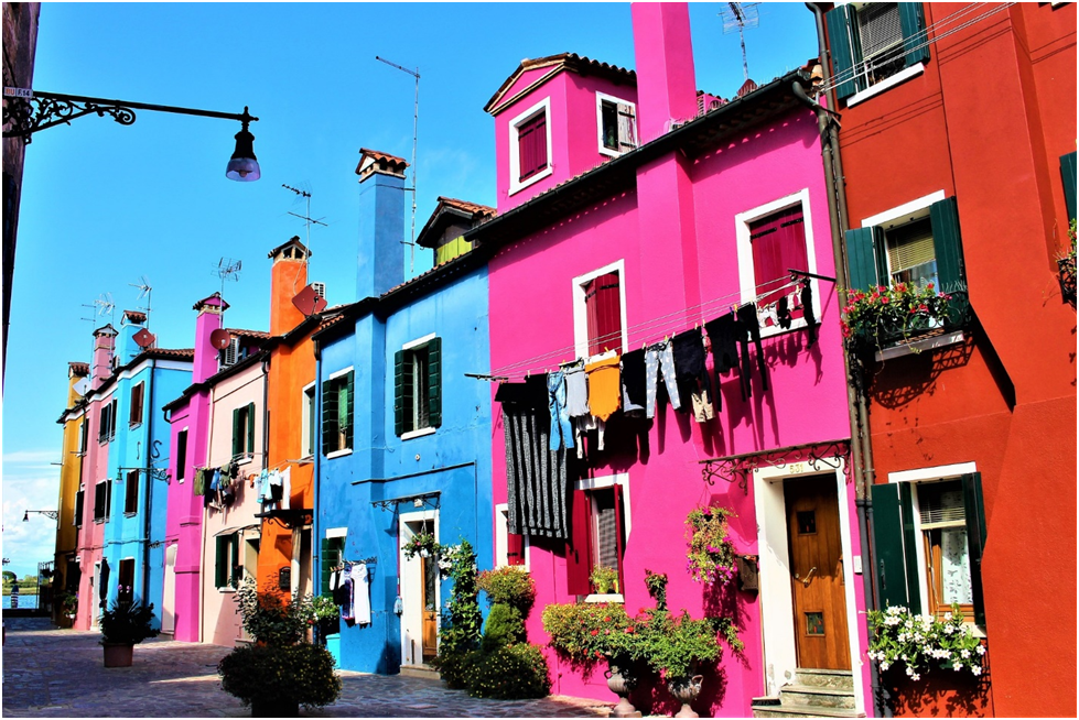 The colorful houses of Burano, Italy's Island of Lace 