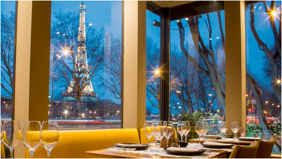 Paris restaurant for Dine with a View