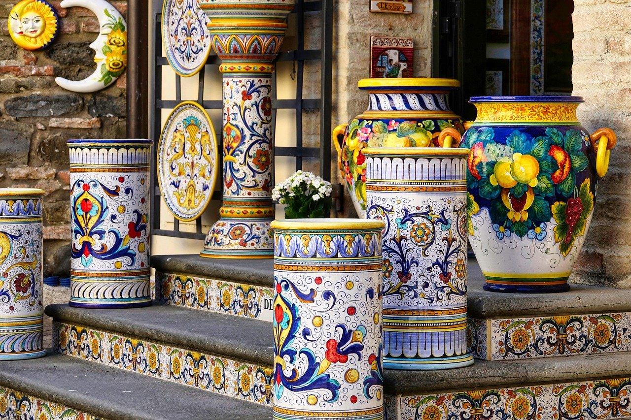 Majolica ceramics in Deruta.