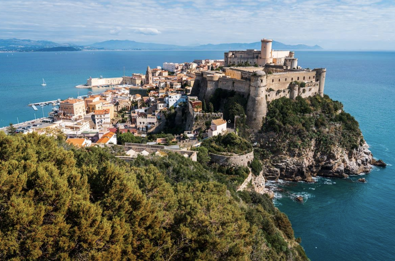 Capri Roma 10 Unique Day Trips from Rome: Explore Italy’s Hidden Gems - Luxury ...